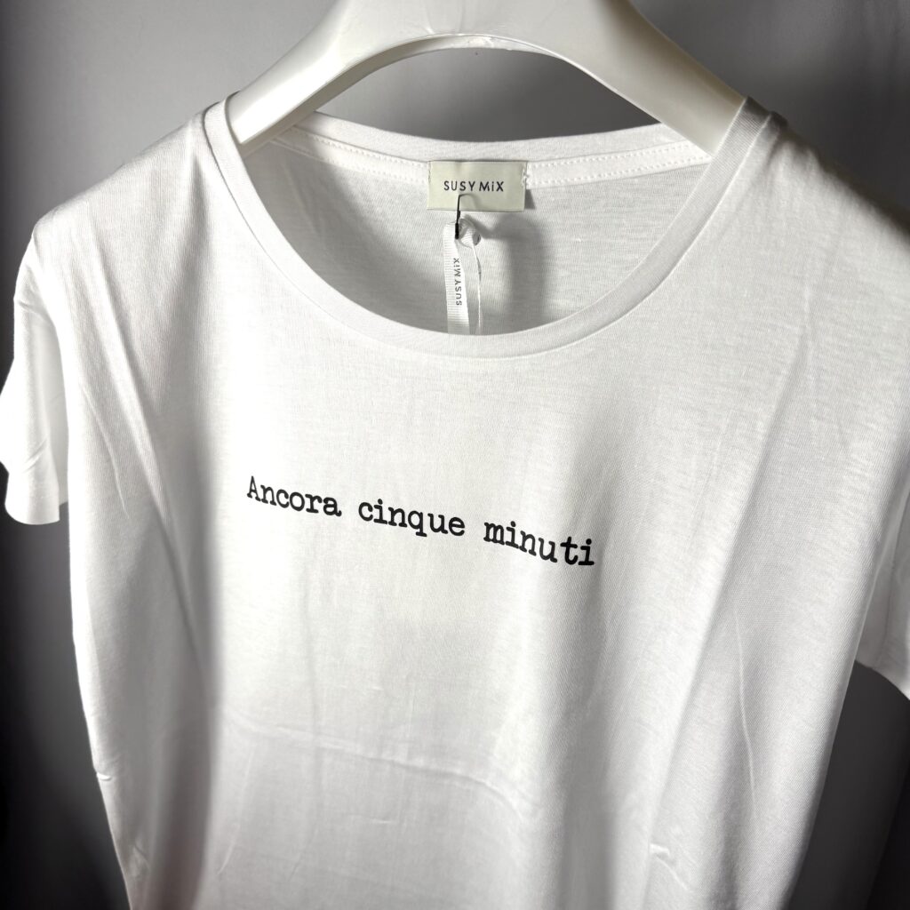 T-Shirt “Ancora cinque minuti”