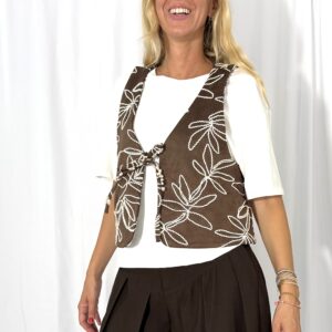 T-shirt con gilet ricamato Susy Mix